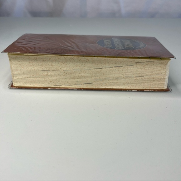 Vintage Continental’s Concise English-Chinese Dictionary - Picture 9 of 16